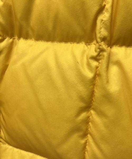 ARMANI COLLEZIONI（アルマーニ コレツィオーニ）ARMANI COLLEZIONI (アルマーニ コレツィオーニ) ダウンジャケット イエロー サイズ:54の古着・服飾アイテム