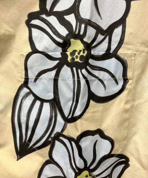 PRADA（プラダ）PRADA (プラダ) 半袖シャツ ベージュ サイズ:Ｍの古着・服飾アイテム