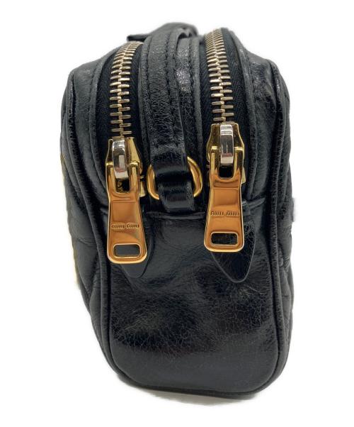 MIU MIU（ミュウミュウ）MIU MIU (ミュウミュウ) ミニショルダーバッグ ブラックの古着・服飾アイテム