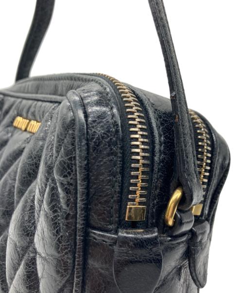 MIU MIU（ミュウミュウ）MIU MIU (ミュウミュウ) ミニショルダーバッグ ブラックの古着・服飾アイテム