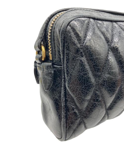 MIU MIU（ミュウミュウ）MIU MIU (ミュウミュウ) ミニショルダーバッグ ブラックの古着・服飾アイテム