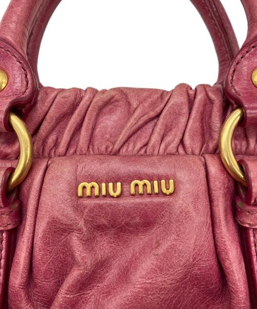 MIU MIU（ミュウミュウ）MIU MIU (ミュウミュウ) ２WAYレザーハンドバッグ ピンクの古着・服飾アイテム