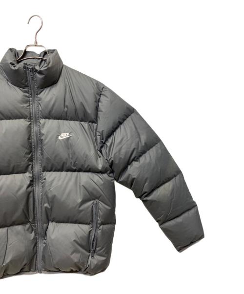 NIKE（ナイキ）NIKE (ナイキ) クラブパファージャケット グレー サイズ:Ｍの古着・服飾アイテム