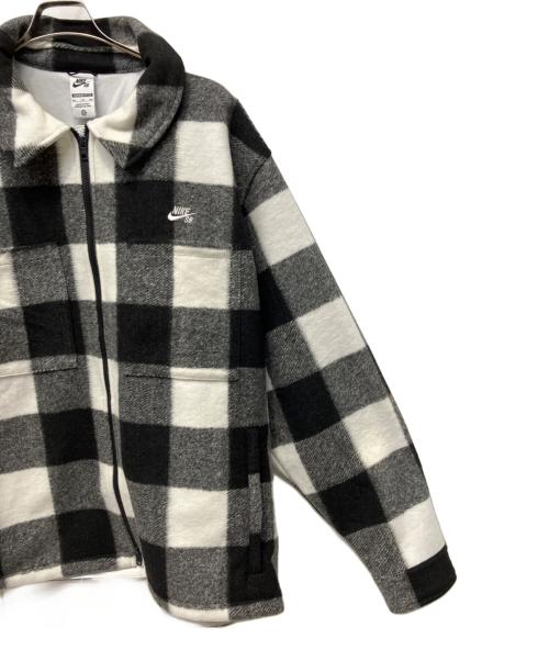 NIKE SB（ナイキエスビー）NIKE SB (ナイキエスビー) シャツジャケット ブラック×ホワイト サイズ:XXLの古着・服飾アイテム