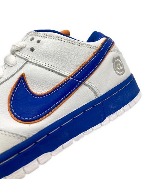 NIKE（ナイキ）NIKE (ナイキ) MEDICOM TOY (メディコムトイ) スニーカー ホワイト×ブルー サイズ:27cmの古着・服飾アイテム