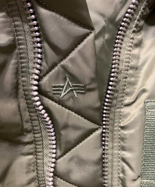 ALPHA INDUSTRIES（アルファインダストリーズ）ALPHA INDUSTRIES (アルファインダストリーズ) B-15フライトジャケット グリーン サイズ:Ｍの古着・服飾アイテム
