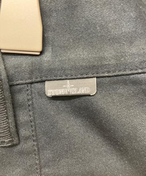 STONE ISLAND（ストーンアイランド）STONE ISLAND (ストーンアイランド) CARGO SHORTS ブラック サイズ:44の古着・服飾アイテム