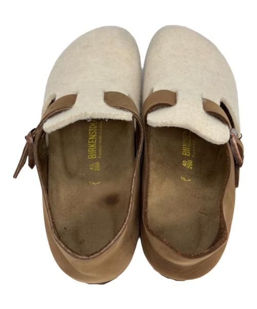BIRKENSTOCK（ビルケンシュトック）BIRKENSTOCK (ビルケンシュトック) サンダル ホワイト×ブラウン サイズ:26cmの古着・服飾アイテム