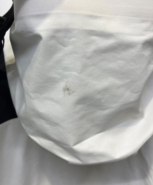 THE NORTH FACE（ザ ノース フェイス）THE NORTH FACE (ザ ノース フェイス) 1994 RETRO MOUNTAIN LIGHT FUTURELIGHT JACKET ホワイト サイズ:Lの古着・服飾アイテム