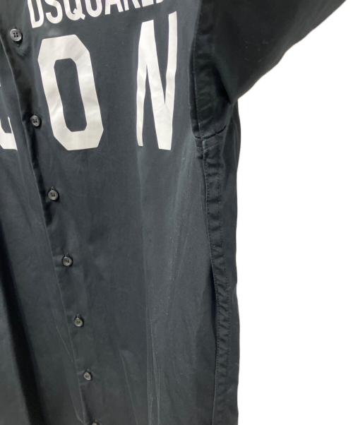 DSQUARED2RED2（ディースクエアード）DSQUARED2RED2 (ディースクエアード) メンズ ロゴプリントシャツ ブラック サイズ:48の古着・服飾アイテム