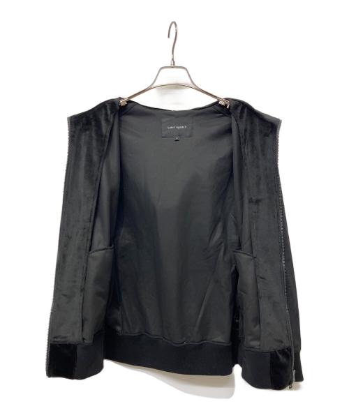 1piu1uguale3（ウノピュウノウグァーレトレ）1piu1uguale3 (ウノピュウノウグァーレトレ) ベロアジャージ ブラック サイズ:Vの古着・服飾アイテム