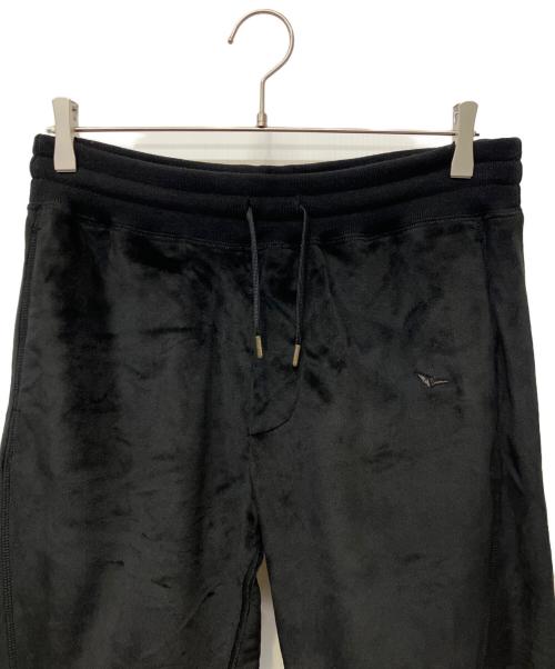 1piu1uguale3（ウノピュウノウグァーレトレ）1piu1uguale3 (ウノピュウノウグァーレトレ) ベロアパンツ ブラック サイズ:Vの古着・服飾アイテム