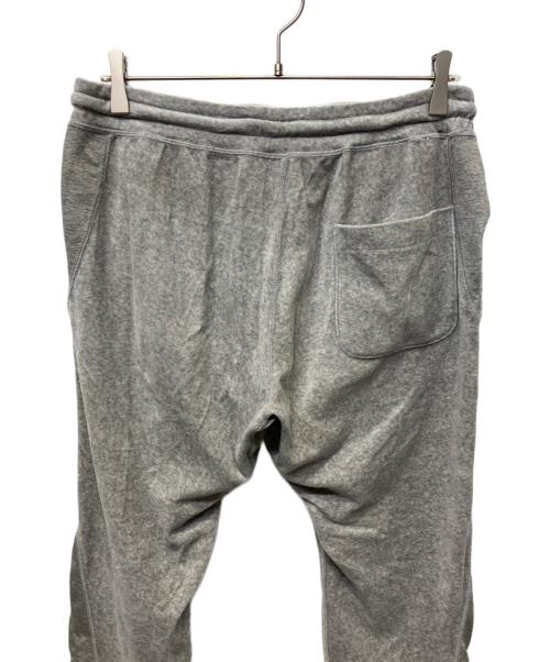 1piu1uguale3（ウノピュウノウグァーレトレ）1piu1uguale3 (ウノピュウノウグァーレトレ) ベロアパンツ グレー サイズ:Vの古着・服飾アイテム