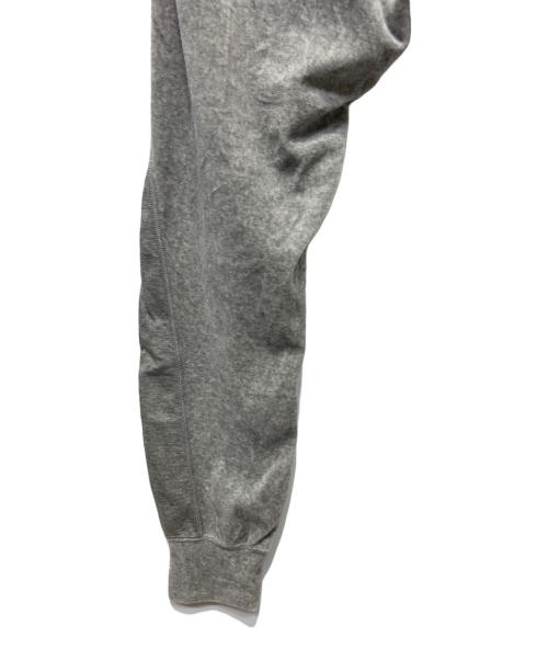 1piu1uguale3（ウノピュウノウグァーレトレ）1piu1uguale3 (ウノピュウノウグァーレトレ) ベロアパンツ グレー サイズ:Vの古着・服飾アイテム