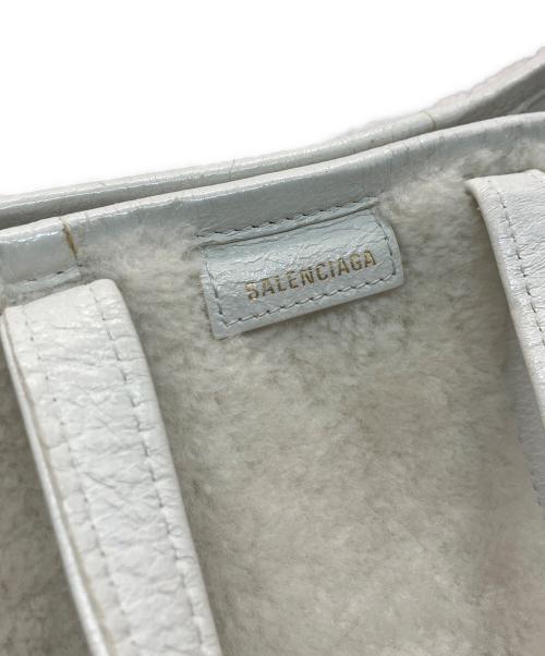 BALENCIAGA（バレンシアガ）BALENCIAGA (バレンシアガ) 2WAYバッグ ホワイトの古着・服飾アイテム