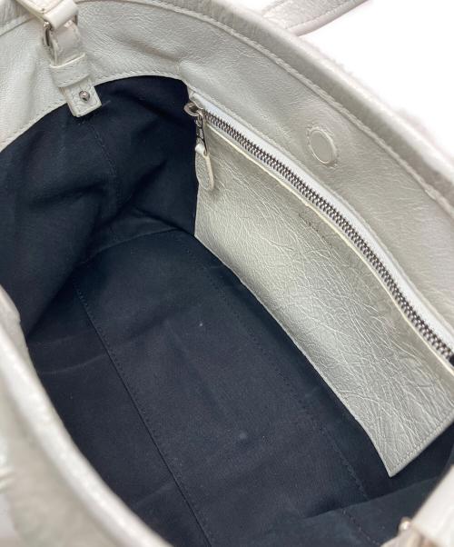BALENCIAGA（バレンシアガ）BALENCIAGA (バレンシアガ) 2WAYバッグ ホワイトの古着・服飾アイテム