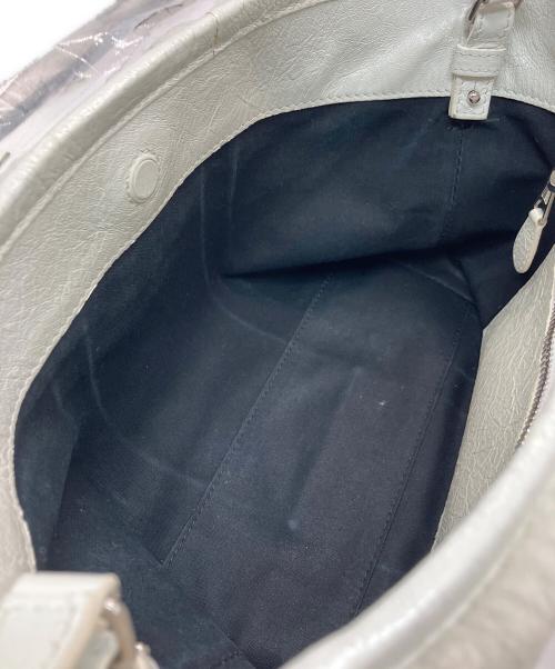 BALENCIAGA（バレンシアガ）BALENCIAGA (バレンシアガ) 2WAYバッグ ホワイトの古着・服飾アイテム