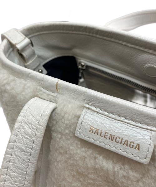 BALENCIAGA（バレンシアガ）BALENCIAGA (バレンシアガ) 2WAYバッグ ホワイトの古着・服飾アイテム