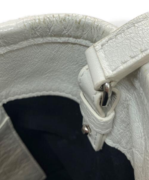 BALENCIAGA（バレンシアガ）BALENCIAGA (バレンシアガ) 2WAYバッグ ホワイトの古着・服飾アイテム