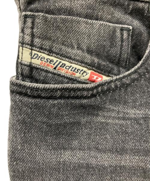 DIESEL（ディーゼル）DIESEL (ディーゼル) デニムパンツ インディゴ サイズ:30の古着・服飾アイテム