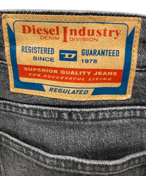 DIESEL（ディーゼル）DIESEL (ディーゼル) デニムパンツ インディゴ サイズ:30の古着・服飾アイテム