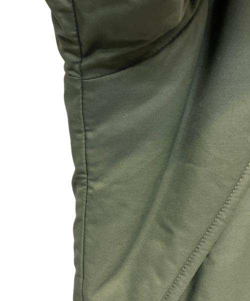 UNDER ARMOUR（アンダーアーマー）UNDER ARMOUR (アンダーアーマー) ベンチコート グリーン サイズ:Mの古着・服飾アイテム