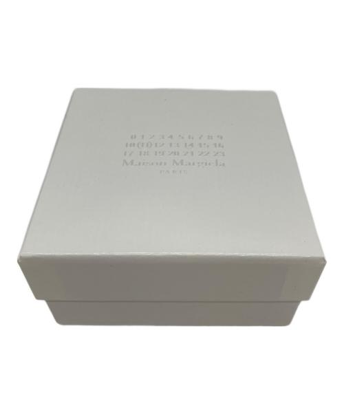 Maison Margiela（メゾンマルジェラ）Maison Margiela (メゾンマルジェラ) ナンバリングペンダントネックレス シルバーカラー＆ゴールドカラーの古着・服飾アイテム