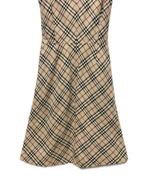 BURBERRY BLUE LABEL（バーバリー ブルー レーベル）BURBERRY BLUE LABEL (バーバリー ブルー レーベル) ノースリーブ・キャミソールワンピース ベージュ サイズ:38の古着・服飾アイテム