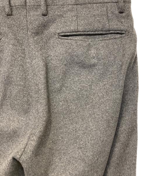 COMOLI（コモリ）COMOLI (コモリ) タックスラックス グレー サイズ:2の古着・服飾アイテム