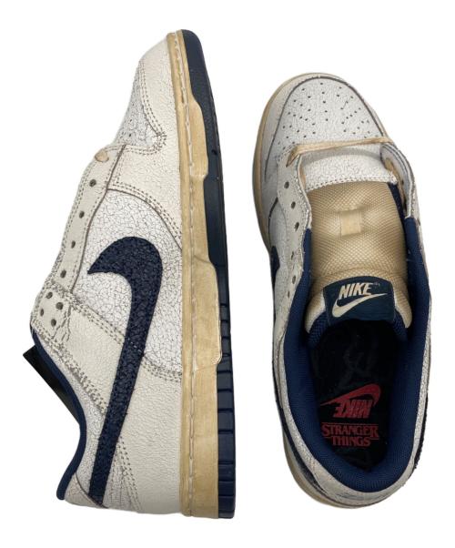 NIKE（ナイキ）NIKE (ナイキ) Stranger Things (ストレンジャーシングス) ローカットスニーカー ホワイト×ネイビー サイズ:26.5ｃｍ 未使用品の古着・服飾アイテム