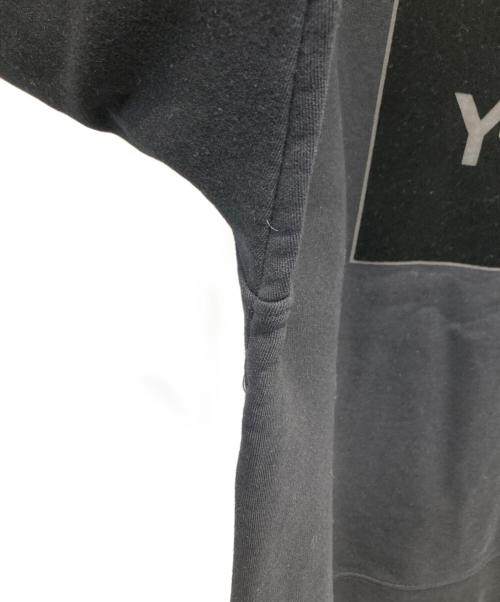 Y-3（ワイスリー）Y-3 (ワイスリー) SQUARE LOGO CREW SWEATSHIRT ブラック サイズ:Mの古着・服飾アイテム