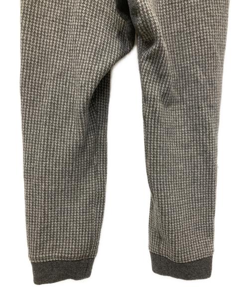 1piu1uguale3（ウノピュウノウグァーレトレ）1piu1uguale3 (ウノピュウノウグァーレトレ) イージーパンツ グレー サイズ:Ⅳの古着・服飾アイテム