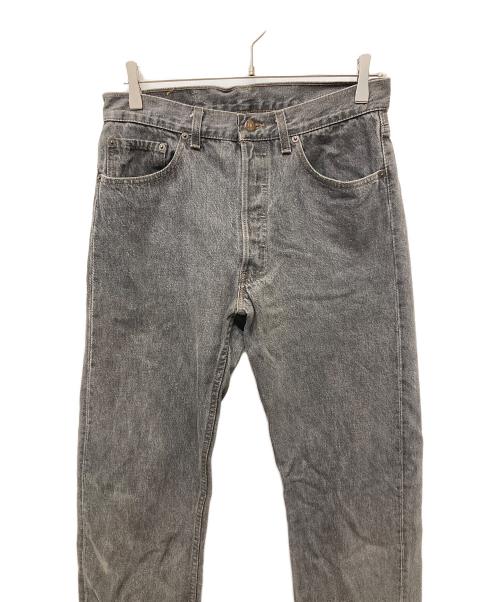 LEVI'S（リーバイス）LEVI'S (リーバイス) デニムパンツ ブラック サイズ:32の古着・服飾アイテム