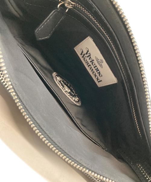 Vivienne Westwood（ヴィヴィアンウエストウッド）Vivienne Westwood (ヴィヴィアンウエストウッド) ショルダーバッグ ブラックの古着・服飾アイテム