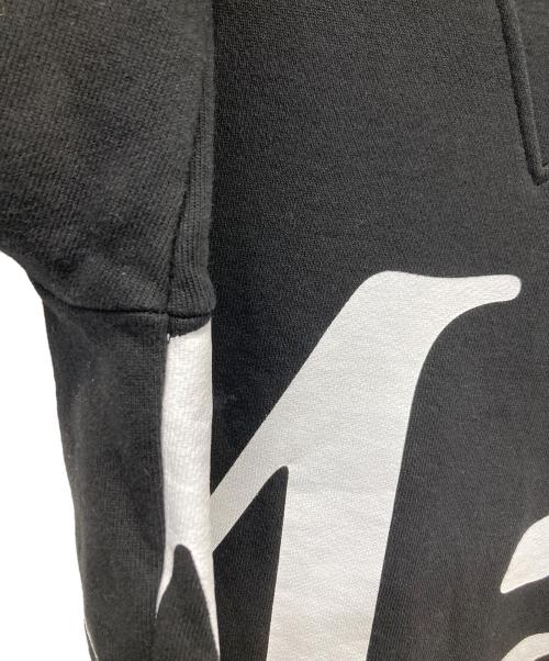 Maison Margiela（メゾンマルジェラ）Maison Margiela (メゾンマルジェラ) ロゴプリントスウェットトレーナー ブラック サイズ:Lの古着・服飾アイテム