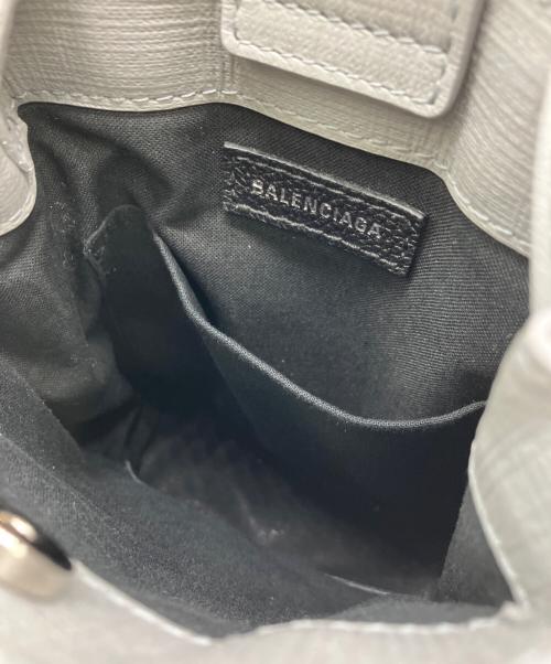 BALENCIAGA（バレンシアガ）BALENCIAGA (バレンシアガ) ショルダーバッグ グレー×ブラックの古着・服飾アイテム
