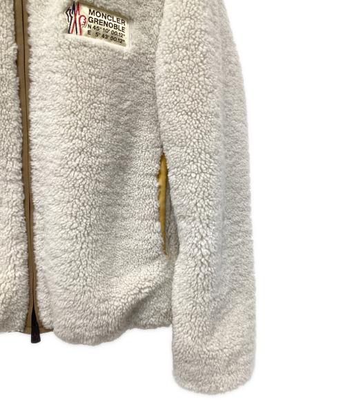 MONCLER GRENOBLE（モンクレール グルノーブル）MONCLER GRENOBLE (モンクレール グルノーブル) ウェンギリバーシブルダウンジャケット アイボリー サイズ:2の古着・服飾アイテム