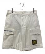 LOUIS VUITTONルイ ヴィトン）の古着「エンブロイダードコットンカーゴハーフパンツ」｜ホワイト