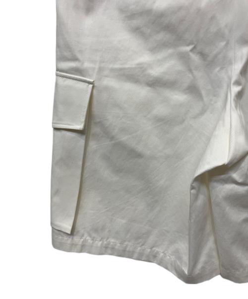 LOUIS VUITTON（ルイ ヴィトン）LOUIS VUITTON (ルイ ヴィトン) エンブロイダードコットンカーゴハーフパンツ ホワイト サイズ:48の古着・服飾アイテム