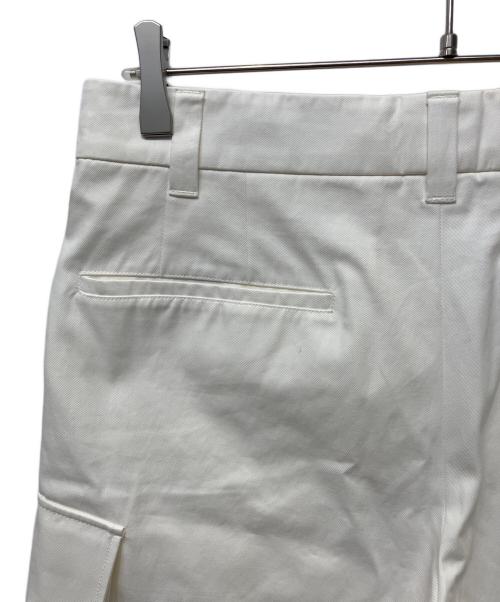 LOUIS VUITTON（ルイ ヴィトン）LOUIS VUITTON (ルイ ヴィトン) エンブロイダードコットンカーゴハーフパンツ ホワイト サイズ:48の古着・服飾アイテム