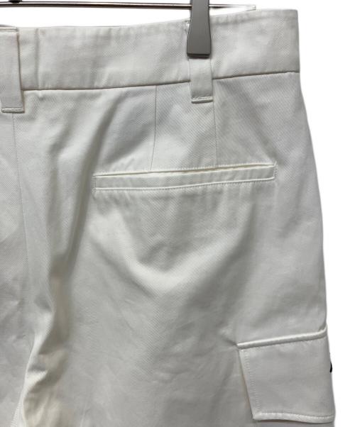 LOUIS VUITTON（ルイ ヴィトン）LOUIS VUITTON (ルイ ヴィトン) エンブロイダードコットンカーゴハーフパンツ ホワイト サイズ:48の古着・服飾アイテム