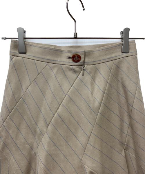 Vivienne Westwood（ヴィヴィアンウエストウッド）Vivienne Westwood (ヴィヴィアンウエストウッド) セットアップスーツ ベージュ サイズ:Sの古着・服飾アイテム