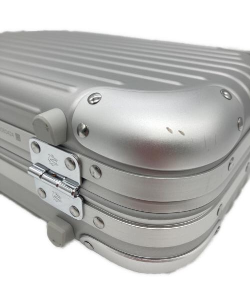 RIMOWA（リモワ）RIMOWA (リモワ) ショルダーバッグ シルバーの古着・服飾アイテム