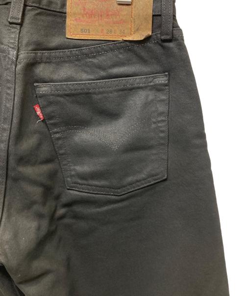 LEVI'S（リーバイス）LEVI'S (リーバイス) コーティングデニムパンツ ブラック サイズ:W28×L34の古着・服飾アイテム