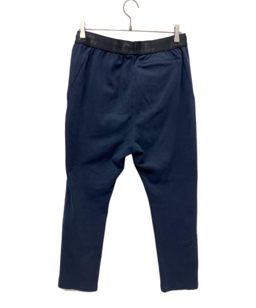 F.C.R.B.（エフシーレアルブリストル）F.C.R.B. (エフシーレアルブリストル) RELAX FIT LONG PANTS ネイビー サイズ:Mの古着・服飾アイテム