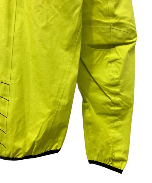 OAKLEY（オークリー）OAKLEY (オークリー) ジャケット イエロー サイズ:S 未使用品の古着・服飾アイテム