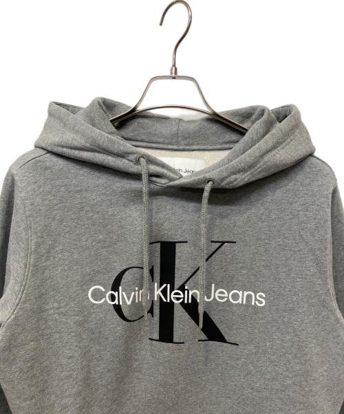 Calvin Klein Jeans（カルバンクラインジーンズ）Calvin Klein Jeans (カルバンクラインジーンズ) パーカー グレー サイズ:L 未使用品の古着・服飾アイテム