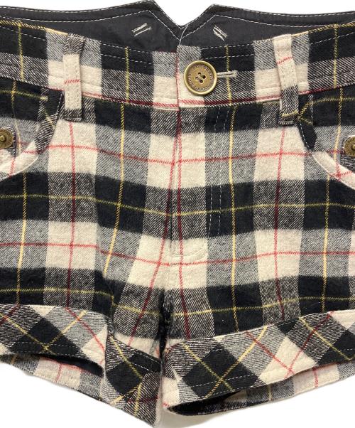 BURBERRY BLUE LABEL（バーバリー ブルー レーベル）BURBERRY BLUE LABEL (バーバリー ブルー レーベル) ショートパンツ サイズ:38の古着・服飾アイテム
