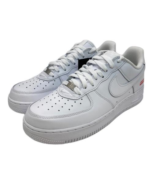 NIKE（ナイキ）NIKE (ナイキ) Supreme (シュプリーム) スニーカー ホワイト サイズ:26cm 未使用品の古着・服飾アイテム