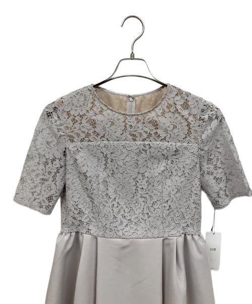 23区（ニジュウサンク）23区 (ニジュウサンク) 半袖ワンピース グレー サイズ:34 未使用品の古着・服飾アイテム